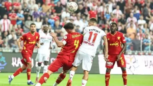 Samsunspor ve Göztepe'den Süper Lig'e Nefes Kesen Başlangıç: 3-3