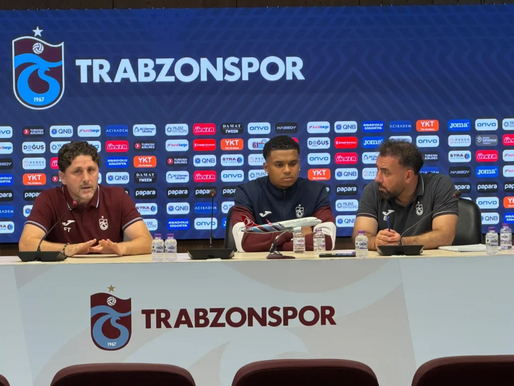 Trabzonspor'da Avrupa Mesaisi: Fatih Tekke ve Saviola'dan Ferencvaros Öncesi İddialı Sözler