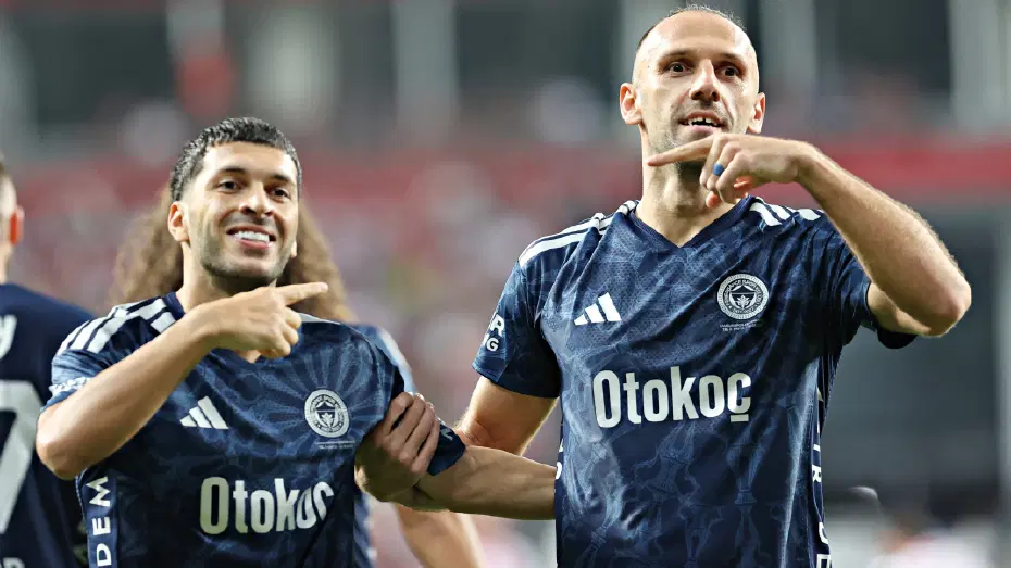 Samsun'da Fenerbahçe Fırtınası: Muriqi ve Oğuz ile 2-0'lık Net Zafer