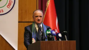 Çaykur Rizespor’da Hedef Zirve: Ali Zeki Saruhan’dan Çarpıcı Açıklamalar
