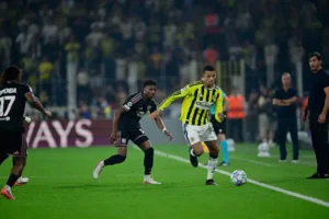 Şampiyonlar Ligi Play-Off: Fenerbahçe Kadıköy'de Lyon ile Yenişemedi (1-1)