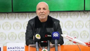 Fenerbahçe'nin Savunma Arayışında Ümit Akdağ Gerçeği: Alanyaspor'dan Net Açıklama