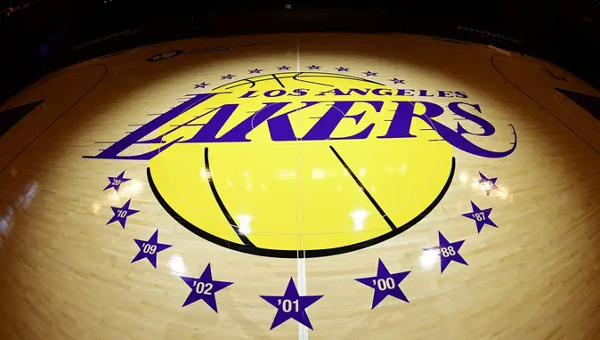 LA Lakers 12,5 Milyar Dolara Satılıyor: Spor Tarihinde Rekor Anlaşma