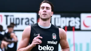 Beşiktaş'ta Vlahovic ve Trossard Kararı: Eyüpspor Maçında Oynayacaklar Mı?