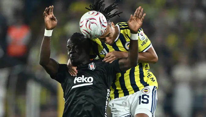 Zirve Yarışında Erken Kırılma ve Yıldızların Resitali