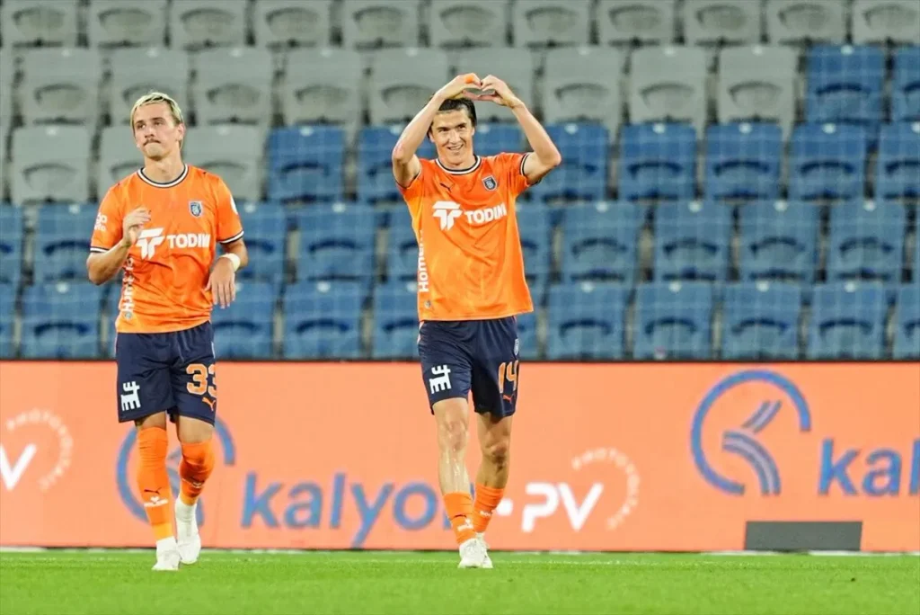 Kapanışı Shomurodov Yaptı