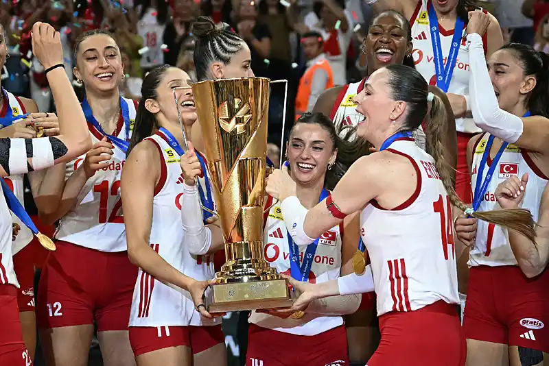 CEV ve Devletten Gelen Milyonluk Şampiyonluk Ödülleri