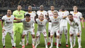 Galatasaray, Şampiyonlar Ligi İçin Lizbon'da: 4 Yıldız Kadrodan Çıkarıldı