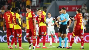 Göztepe Milli Arada Yaralarını Sarıyor: Stoilov'un Gözü Eyüpspor Maçında