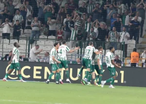 Konyaspor'dan Erken Baskın: Trabzonspor'u Tek Golle Devirip İlk Puanlarını