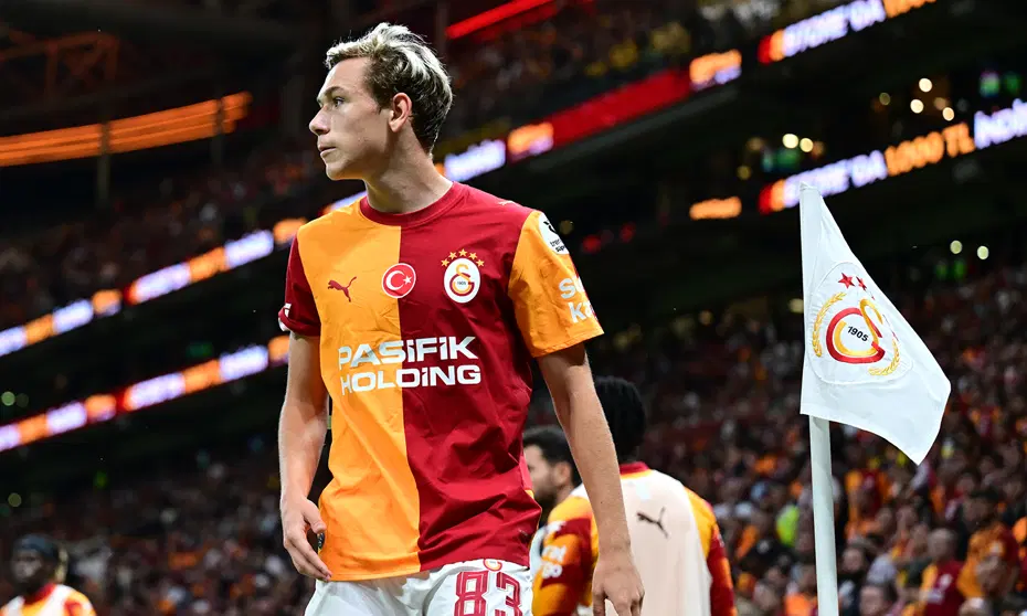 PSG'nin Yıldızı Safonov'dan Galatasaraylı Batrakov'a Büyük Destek