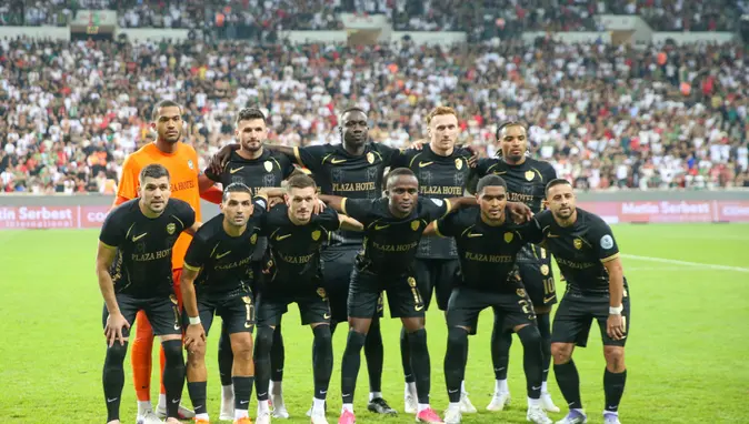 Amed SK'da Trabzonspor Zaferi Sonrası 3 Sakatlık: Yira Sor 6 Hafta Yok