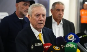 Fenerbahçe'de Roma Maçı Sonrası İstifa Krizi: Aziz Yıldırım'dan İsmail Kartal'a Tam Destek