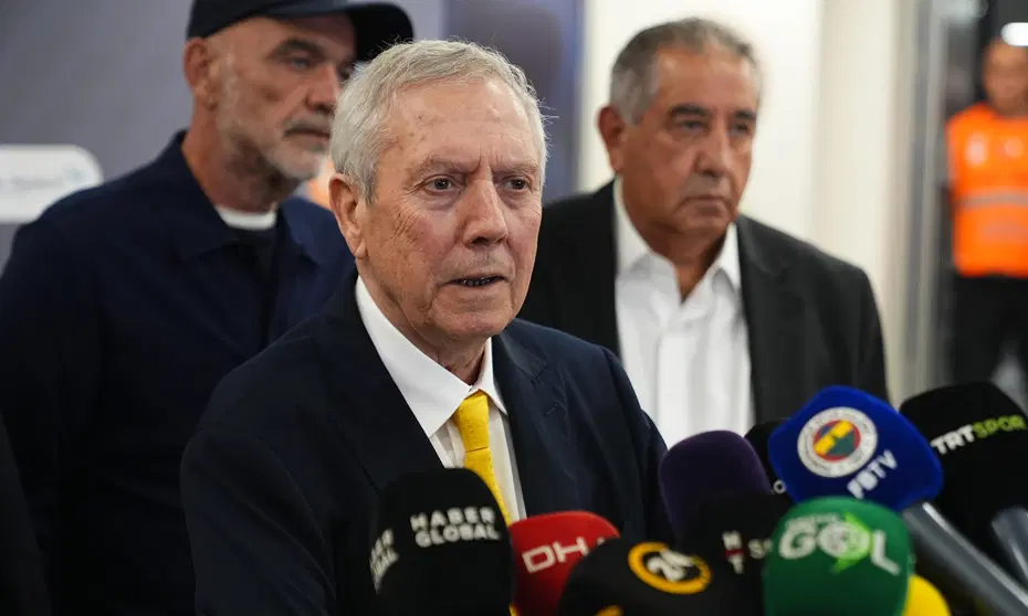 Fenerbahçe'de Roma Maçı Sonrası İstifa Krizi: Aziz Yıldırım'dan İsmail Kartal'a Tam Destek