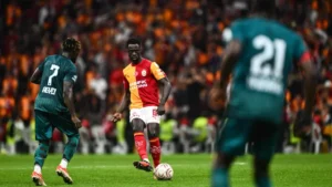 Galatasaray Sahasında Hata Yapmadı: Kaptan Abdülkerim'den Hayat Öpücüğü