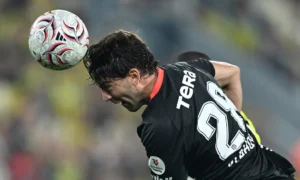Avrupa'nın Gündemi İstanbul Derbisi: Vlahovic'in Golü ve Skriniar Kavgası