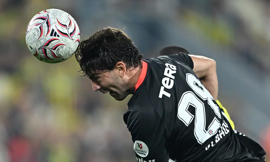 Avrupa'nın Gündemi İstanbul Derbisi: Vlahovic'in Golü ve Skriniar Kavgası