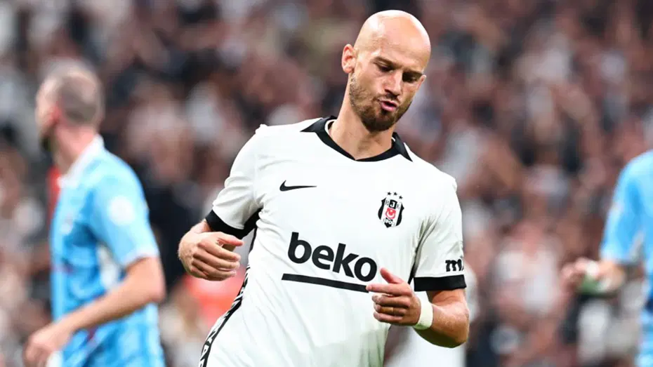 Beşiktaş - Erzurumspor Maçındaki Tartışmalı Kararlar: Trio Ekibi Noktayı Koydu