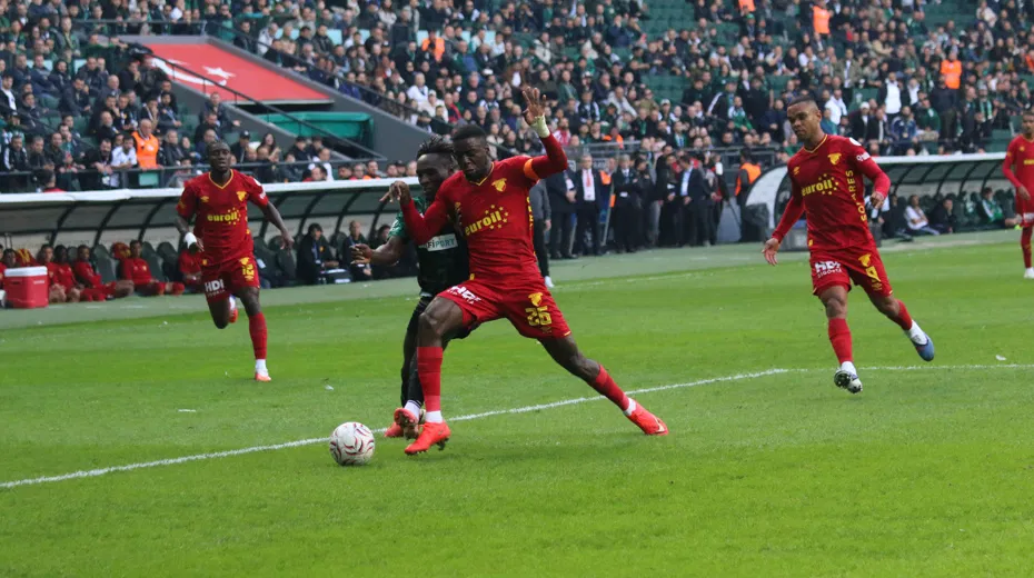 Göztepe Kocaeli'de Hata Yapmadı: Yenilmezlik Serisi 4 Maça Çıktı!