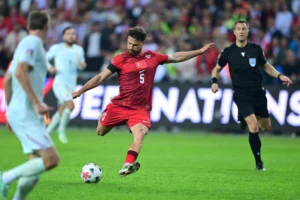 Salih Özcan Beşiktaş'ta Yeniden Doğdu: Geçen Sezona Göre 15 Kat Fazla Süre!