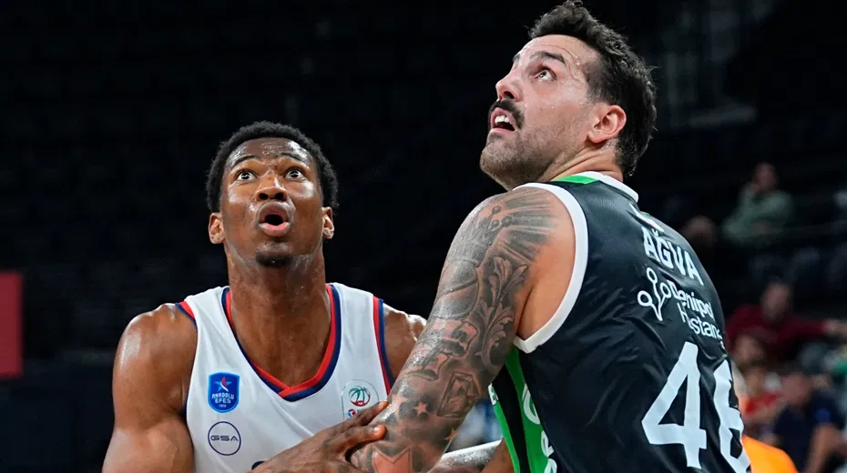 Anadolu Efes'ten 3'te 3: Denizli Basket'i 85-76 İle Geçti