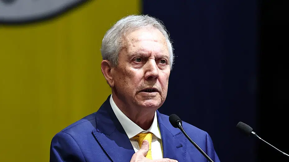 Aziz Yıldırım'ın Fenerbahçe İçin Müjdelediği İsim Çin'e İmza Attı!