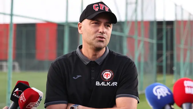 Burak Yılmaz'dan Çorum FK'da Hedef Büyütme Mesajı: "Sahada Babamı Bile Tanımam"