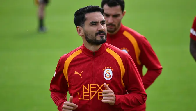 Galatasaray'da Yedek Kulübesi Kaynıyor: Yıldızlar Forma Peşinde