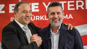 Samsunspor'da Nenad Bjelica Dönemi Başlıyor: Kasımpaşa Deplasmanında Hedef Galibiyet