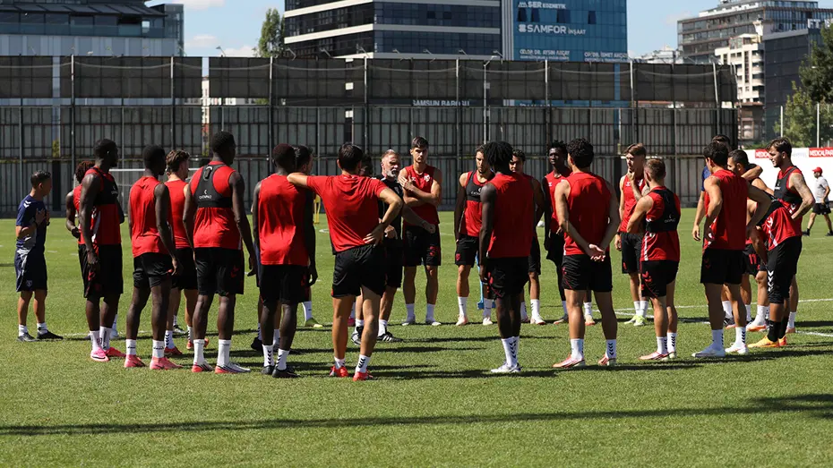 Samsunspor'dan Trabzonspor Derbisi Öncesi Tarihi Çağrı