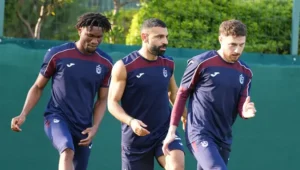 Trabzonspor'da Zorlu Samsunspor Derbisi Hazırlıkları Sürüyor